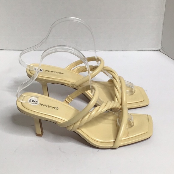 Express Heels with Square-Toe and Strappy Design Size 8 - Picture 4 of 6